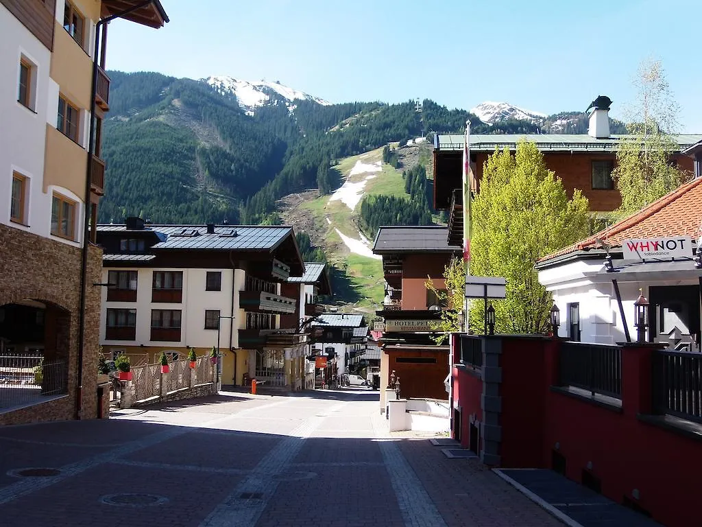 Haus Bergheim Apartment Saalbach-Hinterglemm